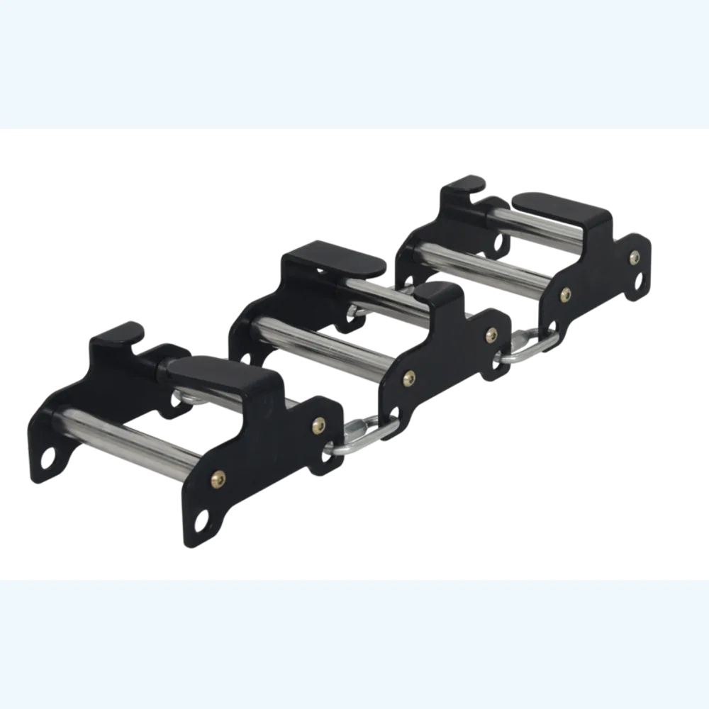 Rope protection for sharp edge (set of 3 modules connected with 4 quick links)